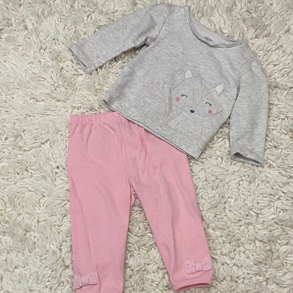 Just one you made by carter’s baby girl size 9m soft cozy Gray and Pink matching